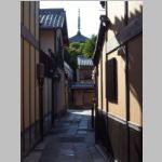 Kyoto_NarrowStreets_R0016297.jpg